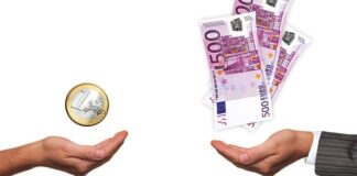 Jak zaksięgować wynagrodzenie wypłacone po terminie?