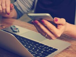 Jak rozwój technologii wpływa na projektowanie?