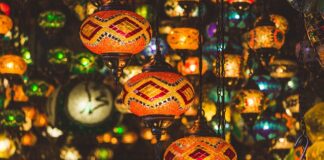 Czym charakteryzuje się kultura popularna?