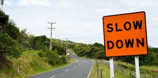 Jak zwolnić się z pracy bez umowy?