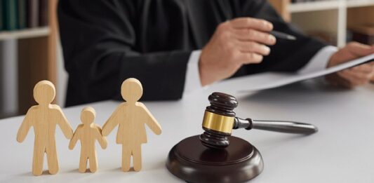 Jak zostać radcą prawnym bez studiów?