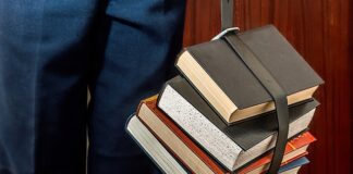 Jaki egzamin na studia za granicą?