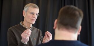 Jak rozmawiać z rodzicami o problemach wychowawczych?